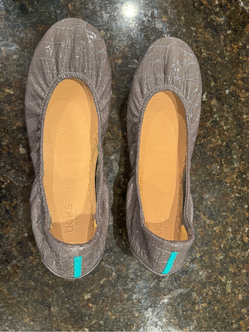 Tieks Women's size 11 slate grey croc